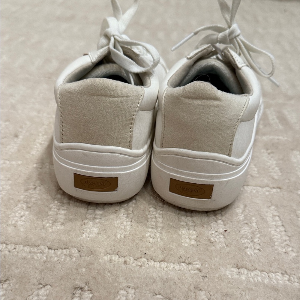Dr. Scholl's “Women’s Time off” White Sneakers - Picture 5 of 10